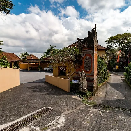 Tanah Merah Art Resort By Agata-2